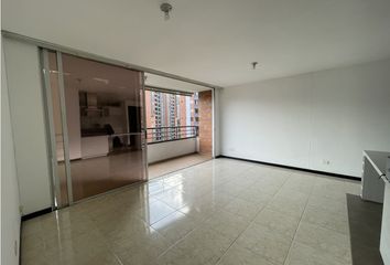 Apartment for rent in Loma de los Bernal, Medellín