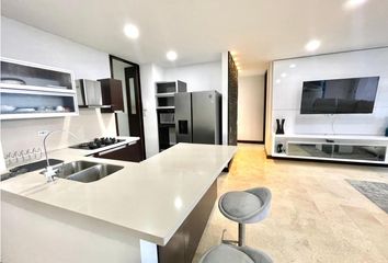Apartamento en Carrera 46, Cañaveralejo, Sabaneta, Valle De Aburrá, Antioquia, Rap Del Agua Y La Montaña, 055450, Colombia