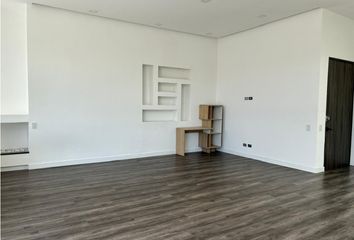 Apartamento en Avenida Calle 127, Upz Usaquén, Localidad Usaquén, Bogotá, Bogotá, Distrito Capital, Rap (especial) Central, 110111, Colombia