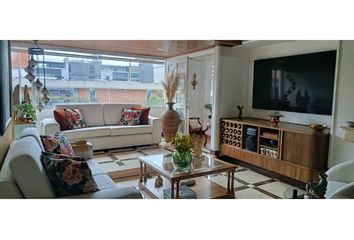Apartment for rent in Chicó Reservado, Bogotá