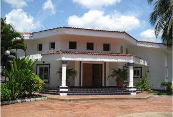 Casa en Calle 10, Ricaurte, Alto Magdalena, Cundinamarca, Rap (especial) Central, 252431, Colombia