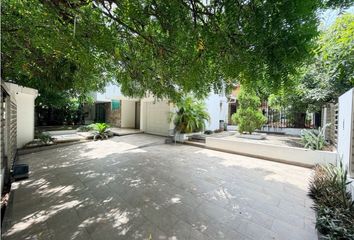 Casa en Calle 96a, El Poblado, Localidad Riomar, Perímetro Urbano Barranquilla, Barranquilla, Atlántico, Rap Caribe, 080020, Colombia