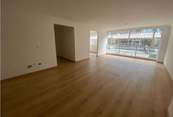 Apartment for rent in Chicó Reservado, Bogotá
