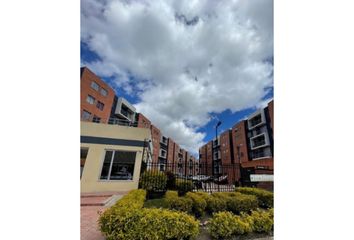 Apartamento en Calle 15, Prado Vegas, Hogares Soacha, Comuna Soacha Central, Soacha Ciudad, Soacha, Cundinamarca, Rap (especial) Central, 250051, Colombia