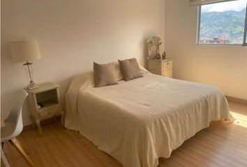 Apartamento en Loma De Los González, Medellín