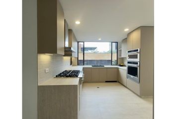 Apartamento en Carrera 8, Upzs De Bogotá, Localidad Chapinero, Bogotá, Bogotá, Distrito Capital, Rap (especial) Central, 110221, Colombia