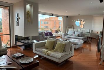 Apartamento en Carrera 76, Casablanca El Pinar, Upzs De Bogotá, Localidad Suba, Bogotá, Bogotá, Distrito Capital, Rap (especial) Central, 111156, Colombia