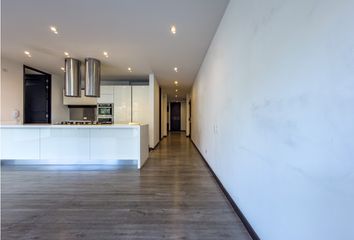 Apartment for rent in Antiguo Country, Bogotá