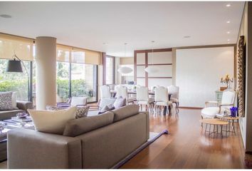 Apartamento en Avenida Calle 127, Upz Usaquén, Localidad Usaquén, Bogotá, Bogotá, Distrito Capital, Rap (especial) Central, 110111, Colombia