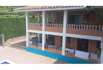 Casa en  Vía Montenegro - Pueblo Tapao, Condominio La Hacienda, Pueblo Tapao, Montenegro, Valle, Quindío, Rap Eje Cafetero, 633001, Colombia