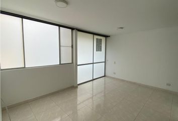 Apartment for rent in Valle del Lili, Cali