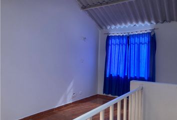 Casa en Avenida Calle 33, San Mateo Residencial, Comuna San Mateo, Soacha Ciudad, Soacha, Cundinamarca, Rap (especial) Central, 250054, Colombia