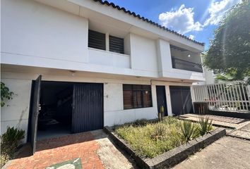 Casa en Avenida 5 Norte, La Flora, Comuna 2, Cali Ciudad, Cali, Sur, Valle Del Cauca, Rap Pacífico, 760050, Colombia
