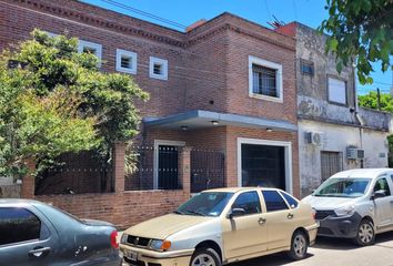 Casa en  Avellaneda, Partido De Avellaneda