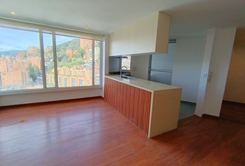 Apartment for rent in El Refugio I, Bogotá