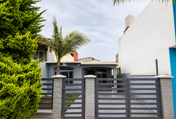 Casa en  Avenida General Manuel Ávila Camacho, Ensenada, Municipio De Ensenada, Baja California, 22847, México