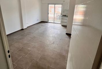 Departamento en  Sáenz Peña, Tres De Febrero