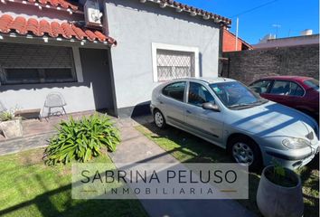 Casa en  Castelar, Partido De Morón