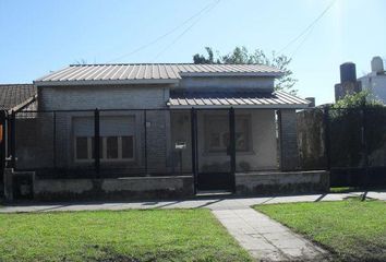 Casa en  Burzaco, Partido De Almirante Brown