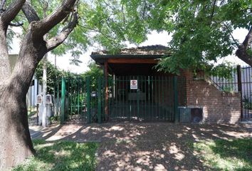Casa en  Castelar, Partido De Morón
