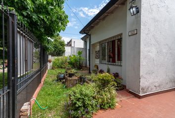 Casa en  Castelar, Partido De Morón