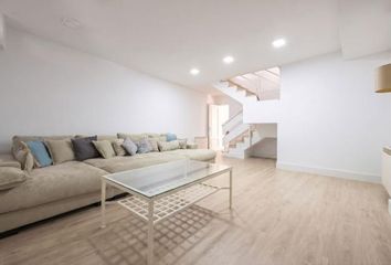 Duplex en  Valdeacederas, Madrid