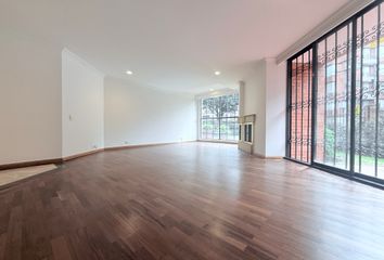 Apartment for rent in San Patricio, Bogotá