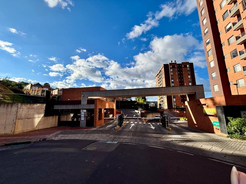 Casa en arriendo Portales Del Norte, Occidente en Portales Del Norte