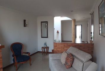 House for rent in Quintas de San José, Chía