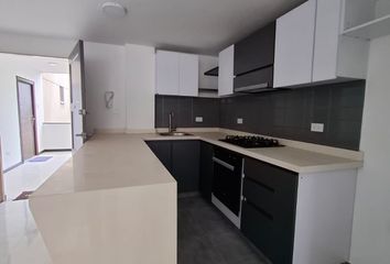 Apartamento en Carrera 65, Bosques Del Limonar, Comuna 17, Cali Ciudad, Cali, Sur, Valle Del Cauca, Rap Pacífico, 760033, Colombia