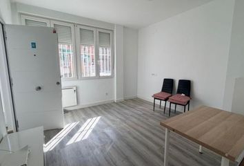 Apartamento en  Los Rosales, Madrid