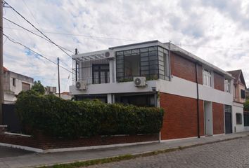 Casa en  Villa Sarmiento, Partido De Morón