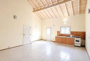 Casa en  Morón, Partido De Morón