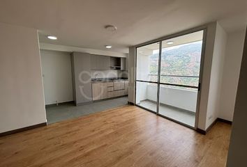 Apartment for rent in Calasanz, Medellín