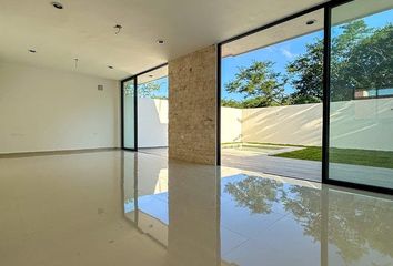 Casa en  Calle 16, Conkal, Yucatán, 97345, México