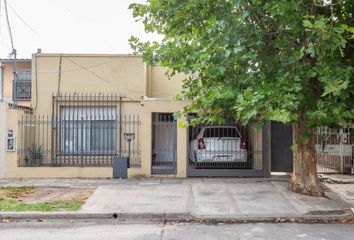 Casa en  Morón, Partido De Morón