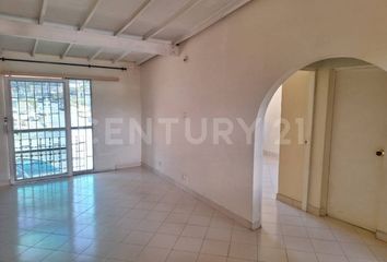 Apartamento en Calle 57c, Enciso, Comuna 8 - Villa Hermosa, Perímetro Urbano Medellín, Medellín, Valle De Aburrá, Antioquia, Rap Del Agua Y La Montaña, 050013, Colombia