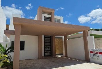Casa en  Calle 16, Conkal, Yucatán, 97345, México