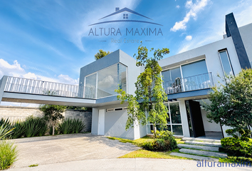 Casa en renta en Solares