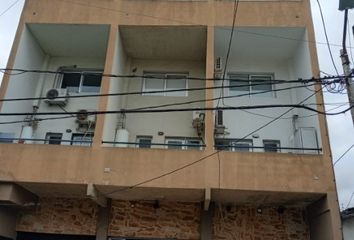Departamento en  Calle Alvear 1077, Quilmes, B1878, Provincia De Buenos Aires, Arg
