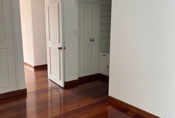 Apartment for rent in Los Rosales Norte, Bogotá