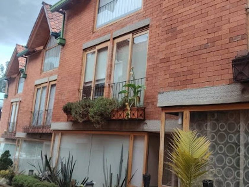 Casa en arriendo Bosques De Pinos, Norte