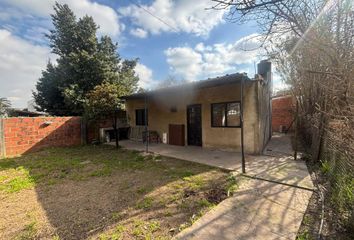 Casa en  Castelar, Partido De Morón