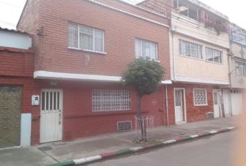 Casa en  El Carmen Sur, Bogotá