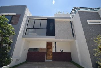 Casa en  Fraccionamiento Valle Imperial, Zapopan, Jalisco