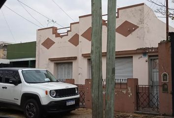 Casa en  Armenia 223, Sarandí, Avellaneda, B1872, Buenos Aires, Arg