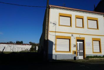 Chalet en  Melide, Coruña (a) Provincia