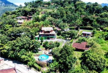 Villa-Quinta en  Venecia, Antioquia