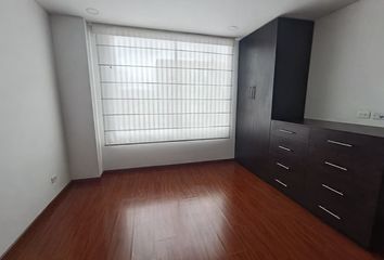 Apartamento en Santa Barbara Norte, Bogotá