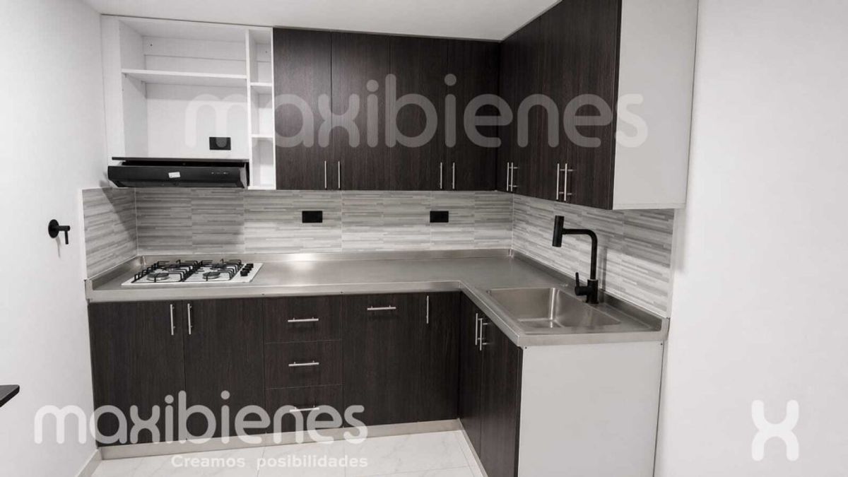 Apartamento en arriendo Campo Valdés 1 (Centro) en Campo Valdes 1